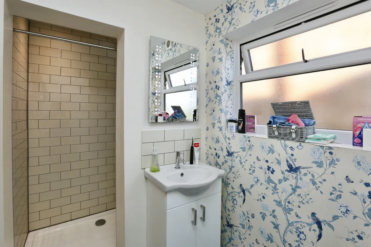 Elgar Close, Gosport, PO12, photo 17