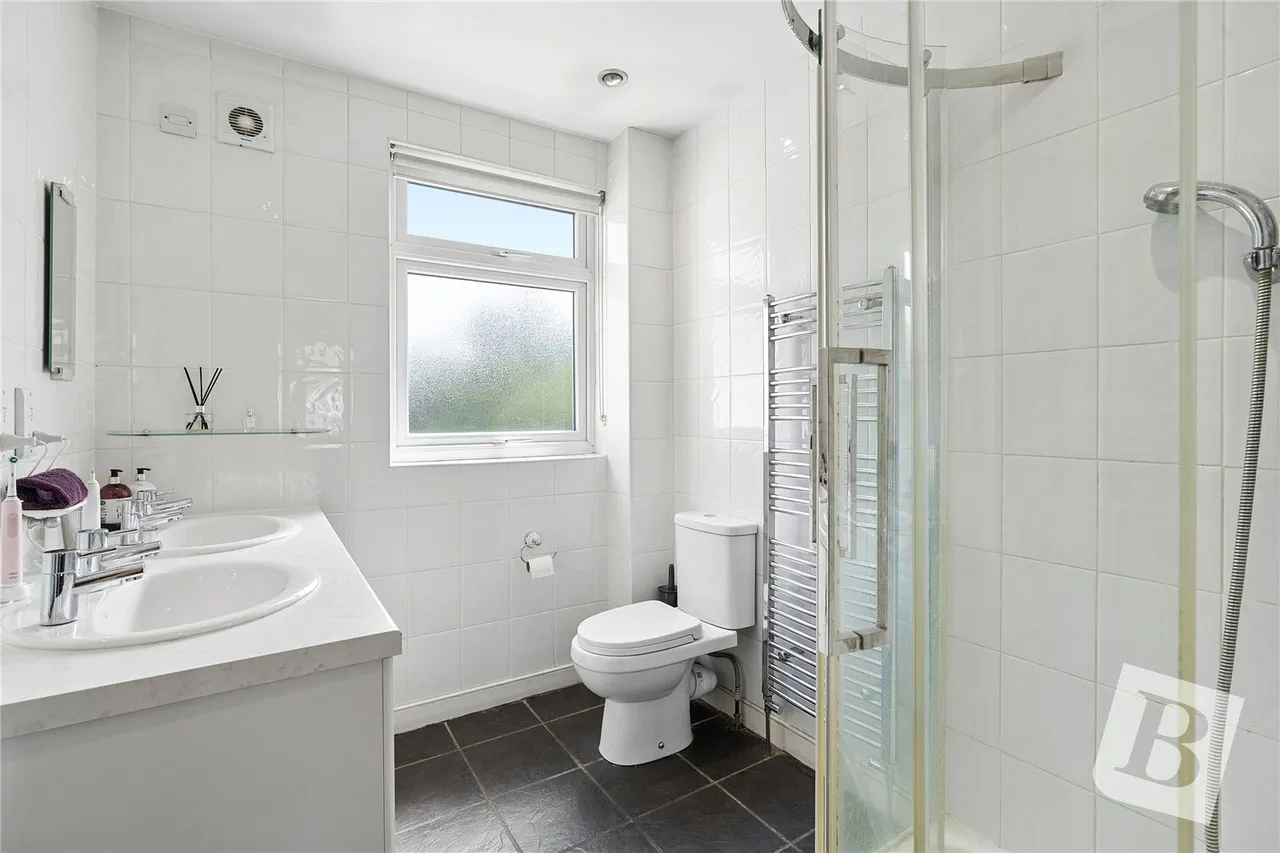 Argyle Gardens, Upminster, RM14, photo 16