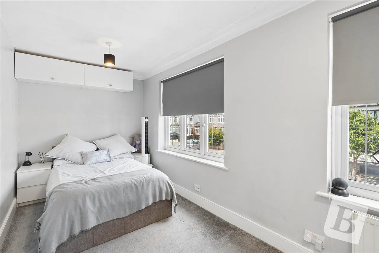 Argyle Gardens, Upminster, RM14, photo 13