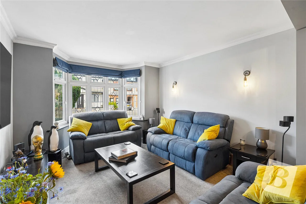 Argyle Gardens, Upminster, RM14, photo 6