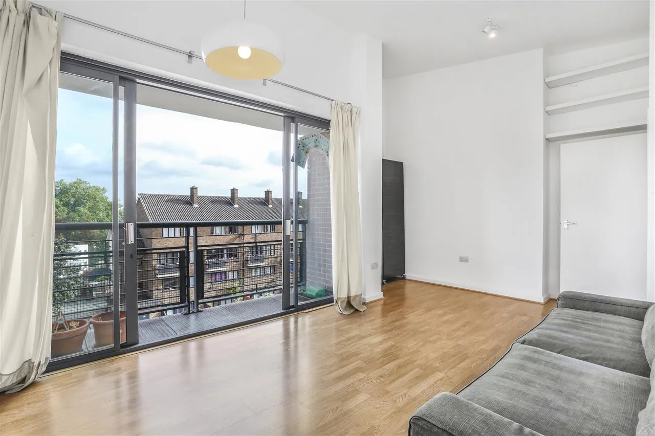 Dalmeny Avenue, London, photo 11