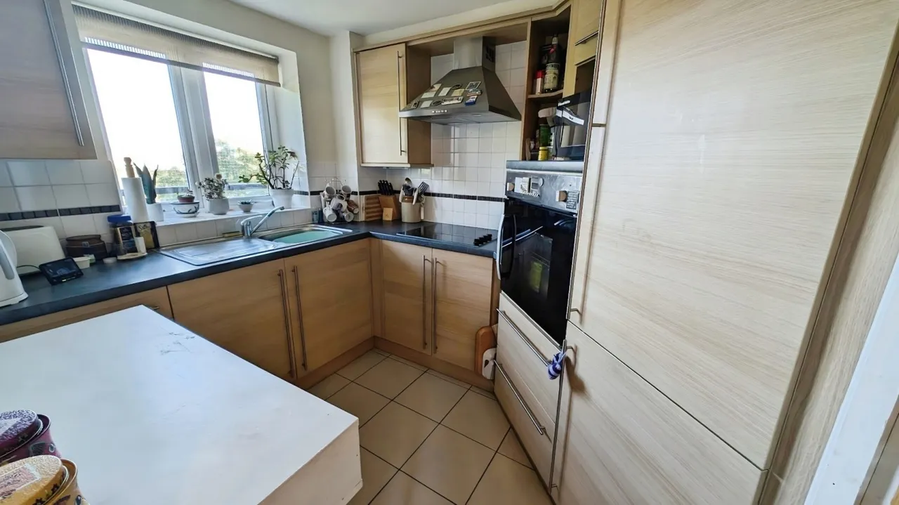 Blue Cedar Close, Yate, BS37, photo 3