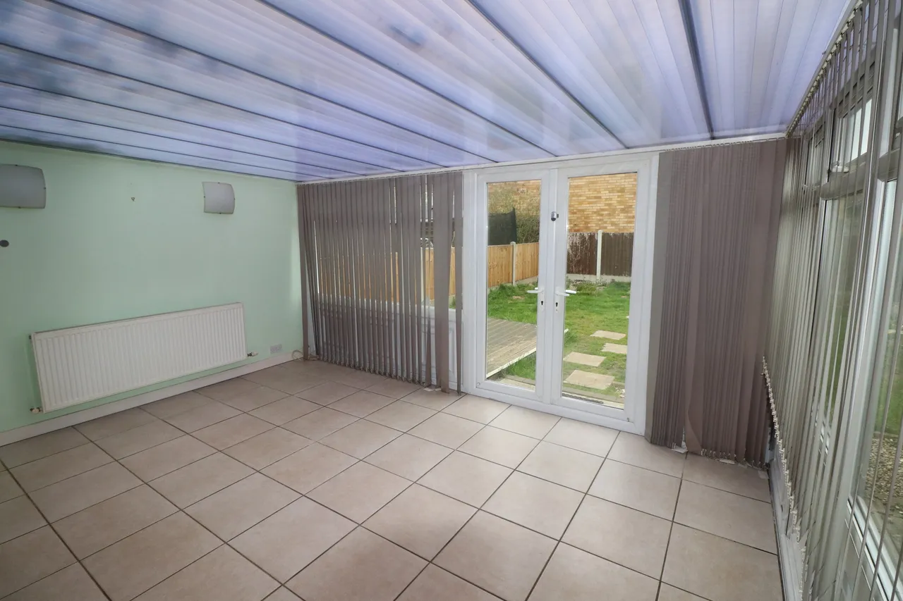 Latchetts Shaw, Basildon, SS16, photo 7