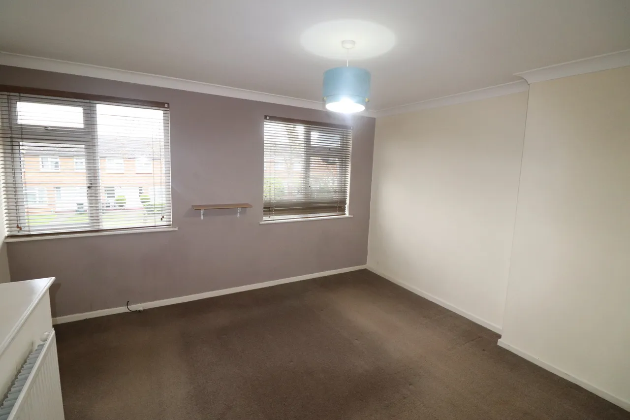 Latchetts Shaw, Basildon, SS16, photo 8