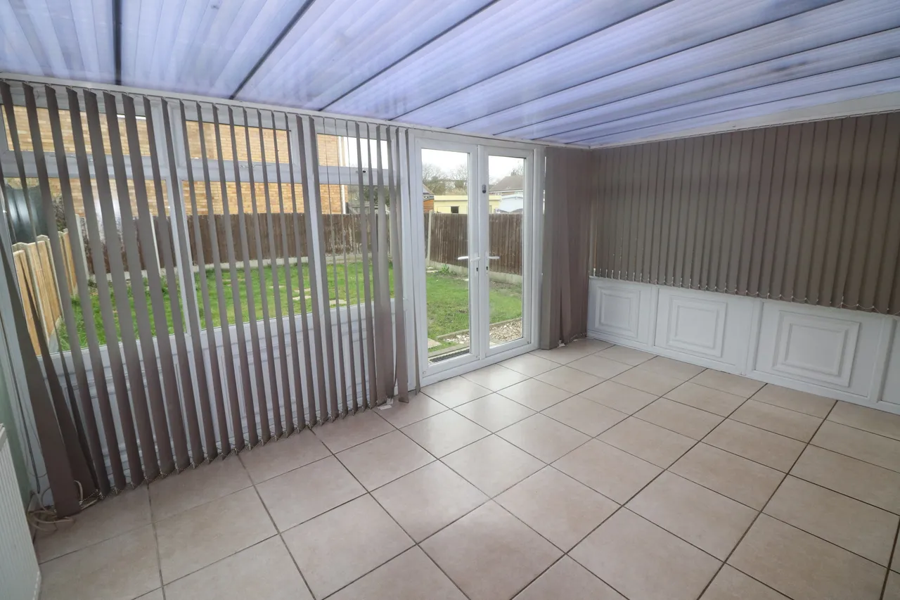 Latchetts Shaw, Basildon, SS16, photo 2