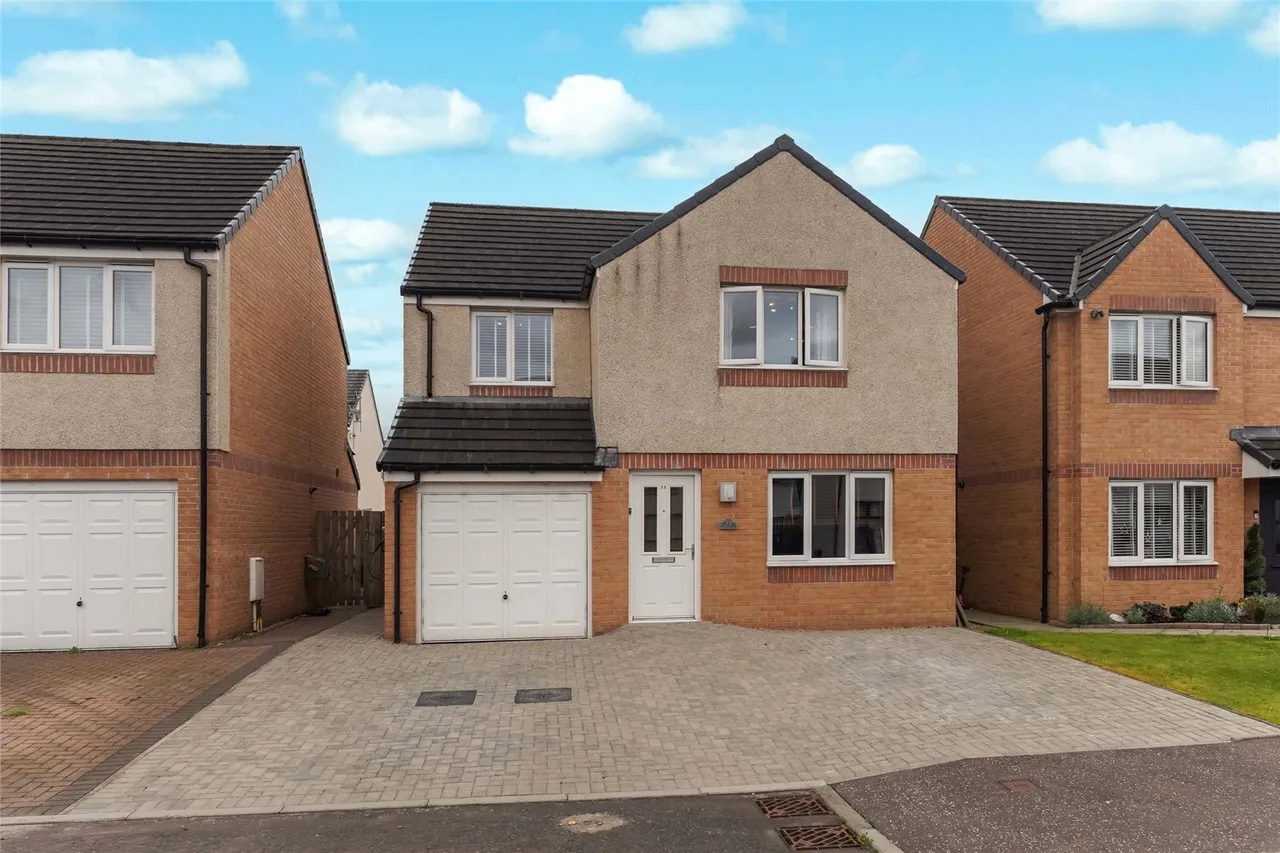 4 bed house for sale — Acremoar Drive, Kinross, Perth and Kinross, KY13