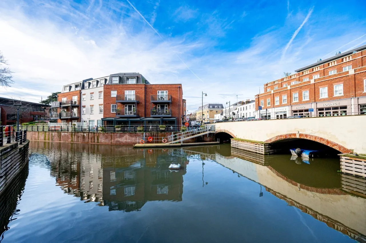 Garden Boulevard, Maidenhead, SL6, photo 22