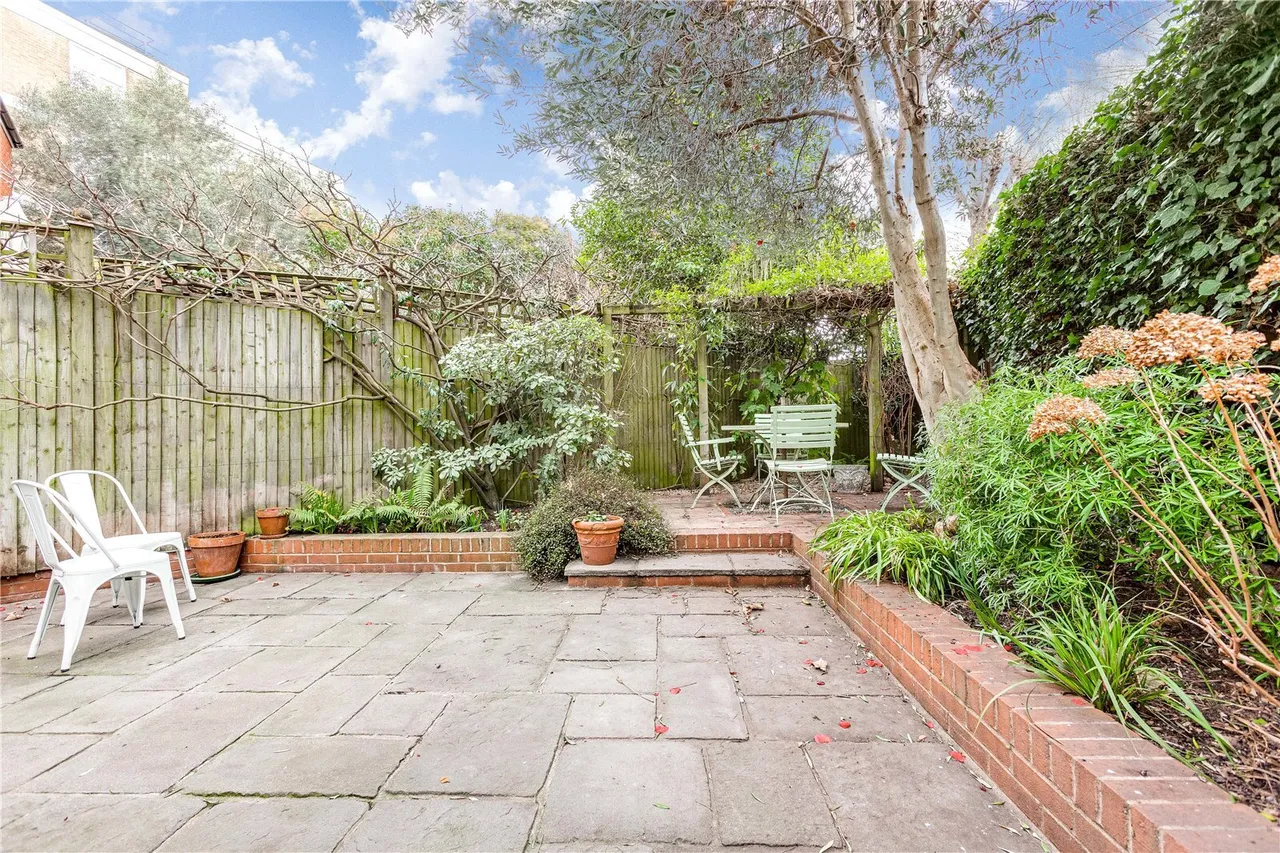 Esmond Road, London, W4, photo 6