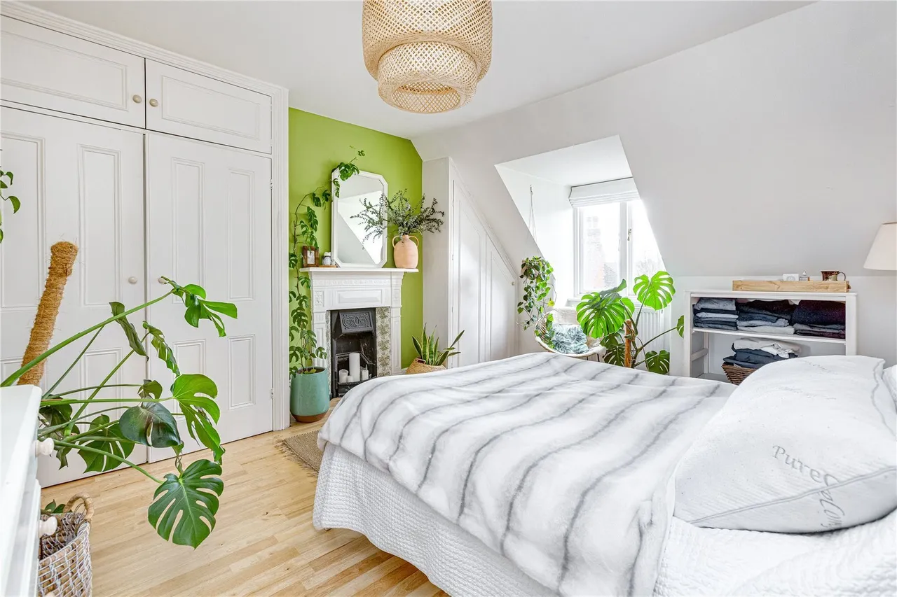 Esmond Road, London, W4, photo 11