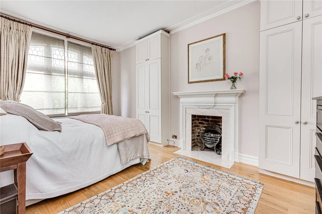 Esmond Road, London, W4, photo 14