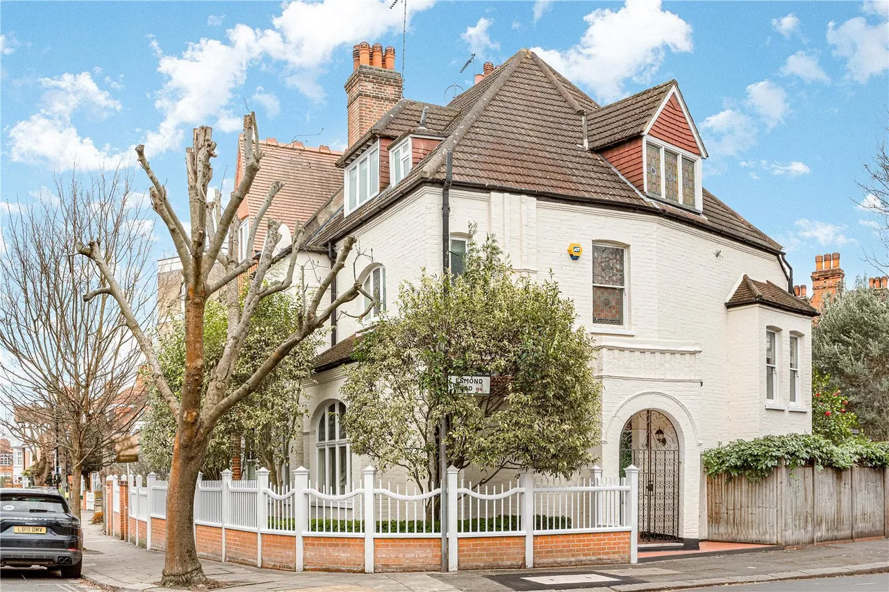 5 bed house for sale, Esmond Road, London, W4