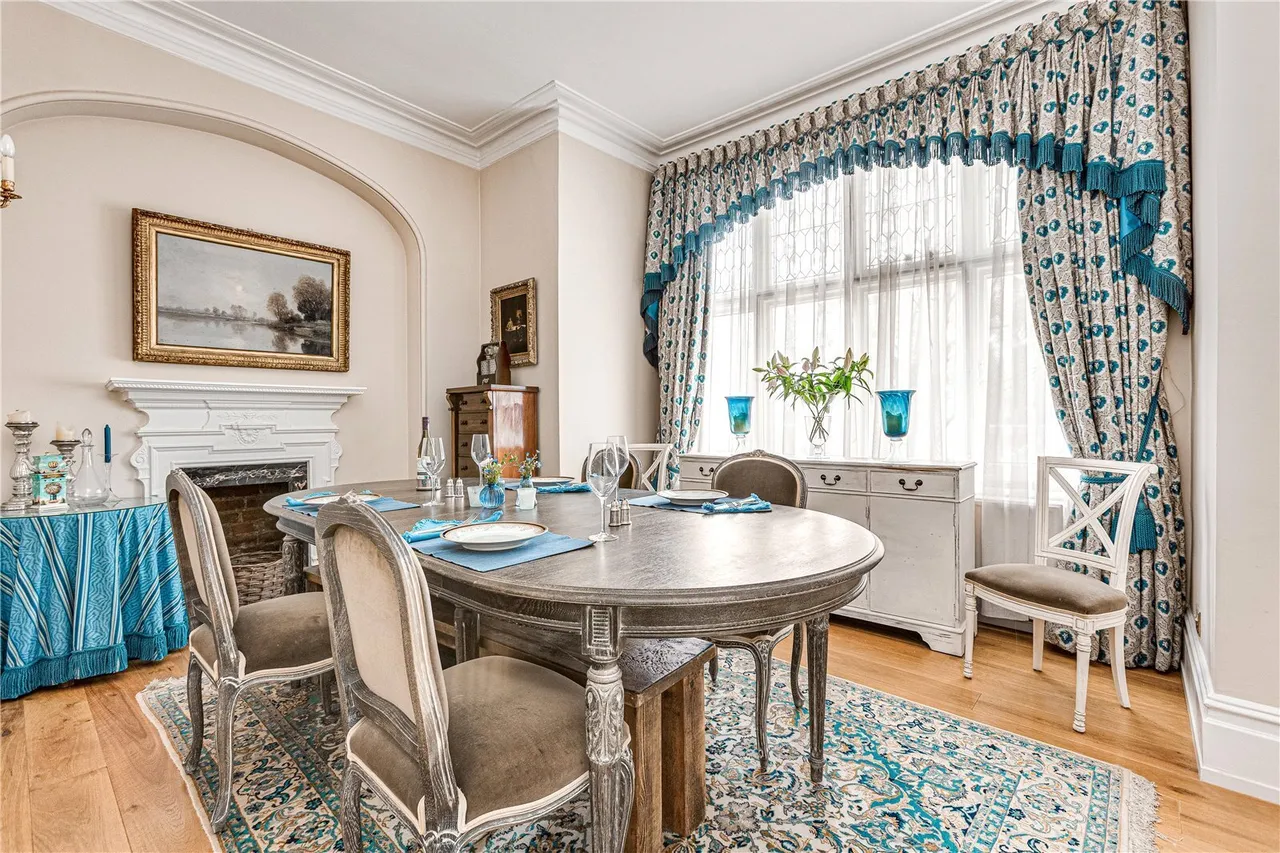 Esmond Road, London, W4, photo 16