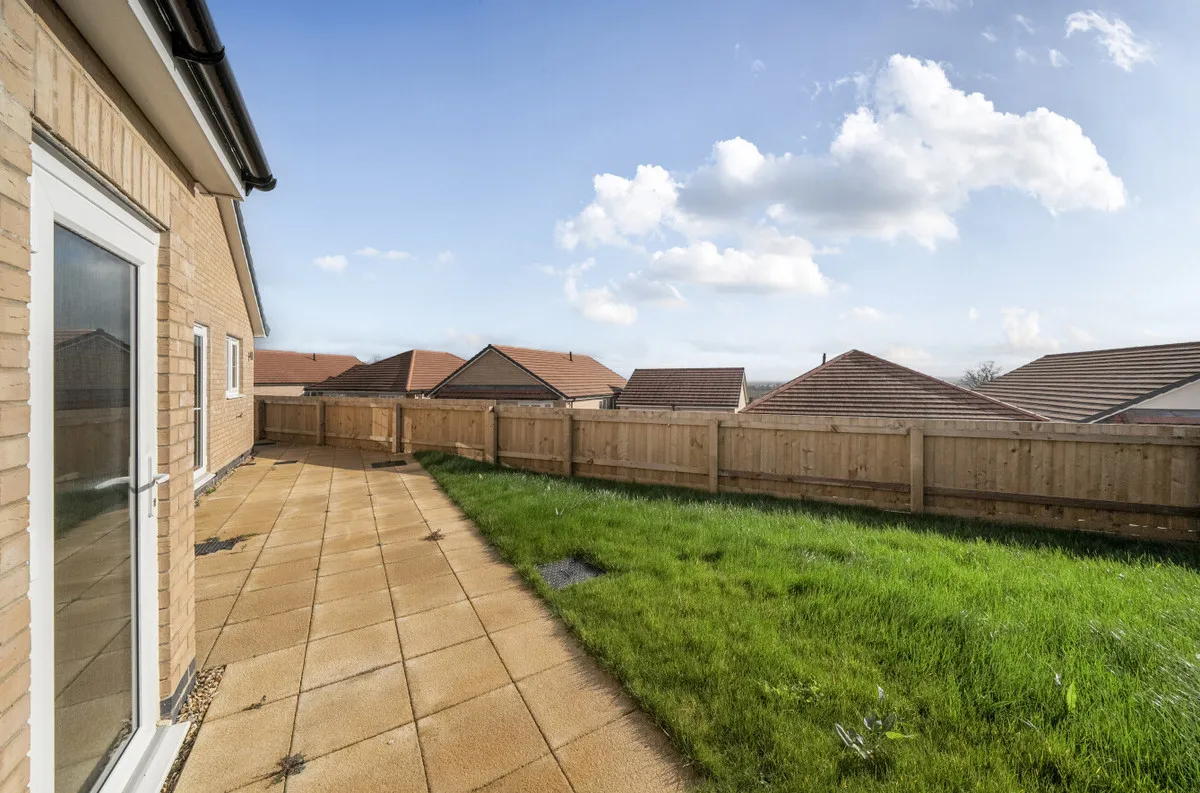 Broadweavers Close, Wincanton, BA9, photo 13