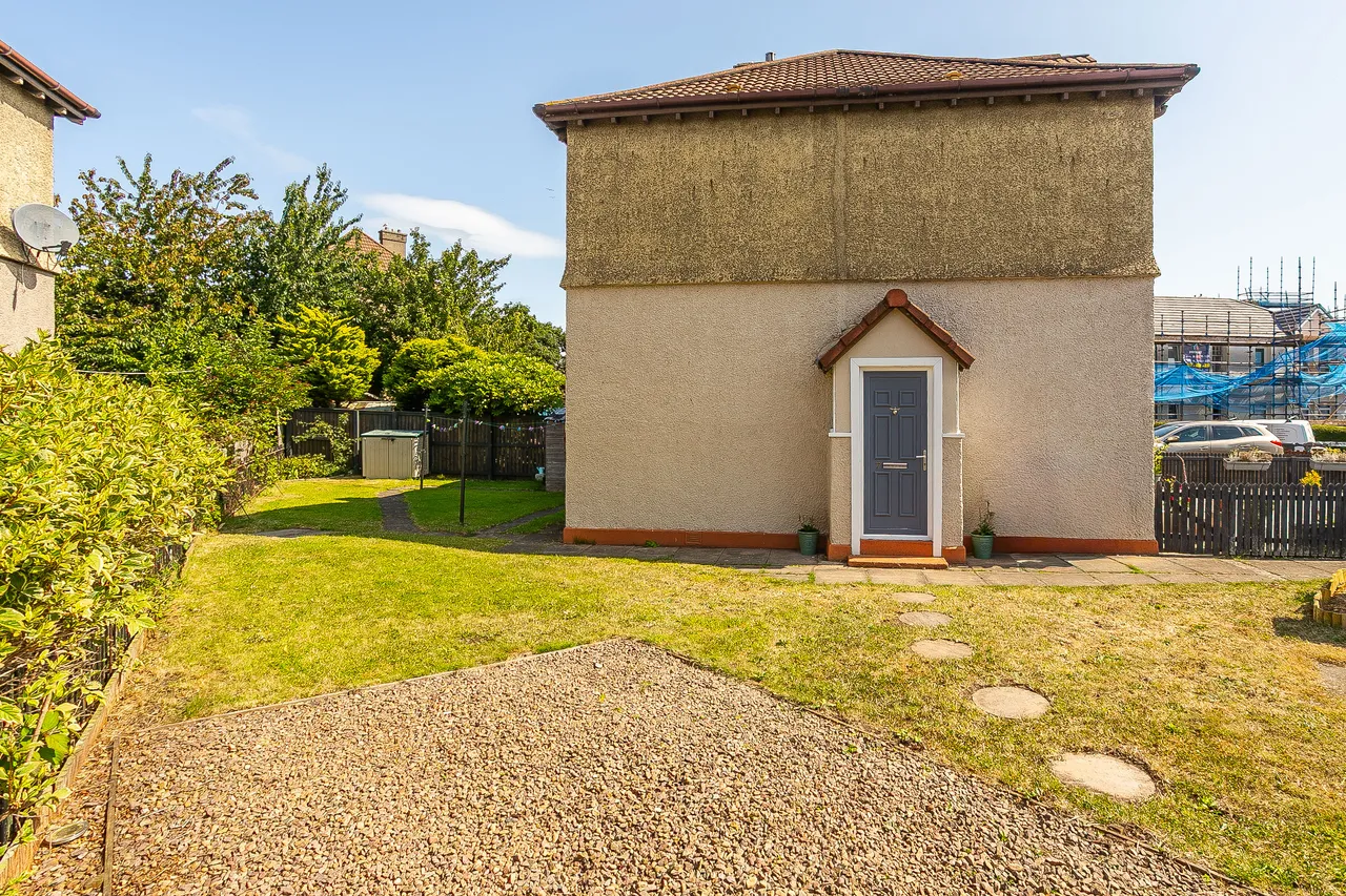 Lochend Quadrant, Edinburgh, EH7, photo 22
