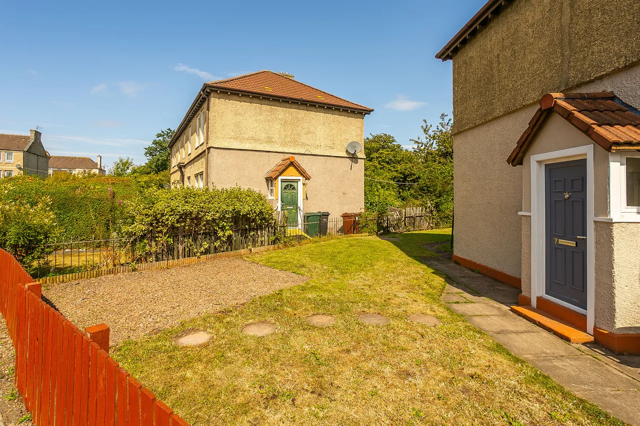 Lochend Quadrant, Edinburgh, EH7, photo 21