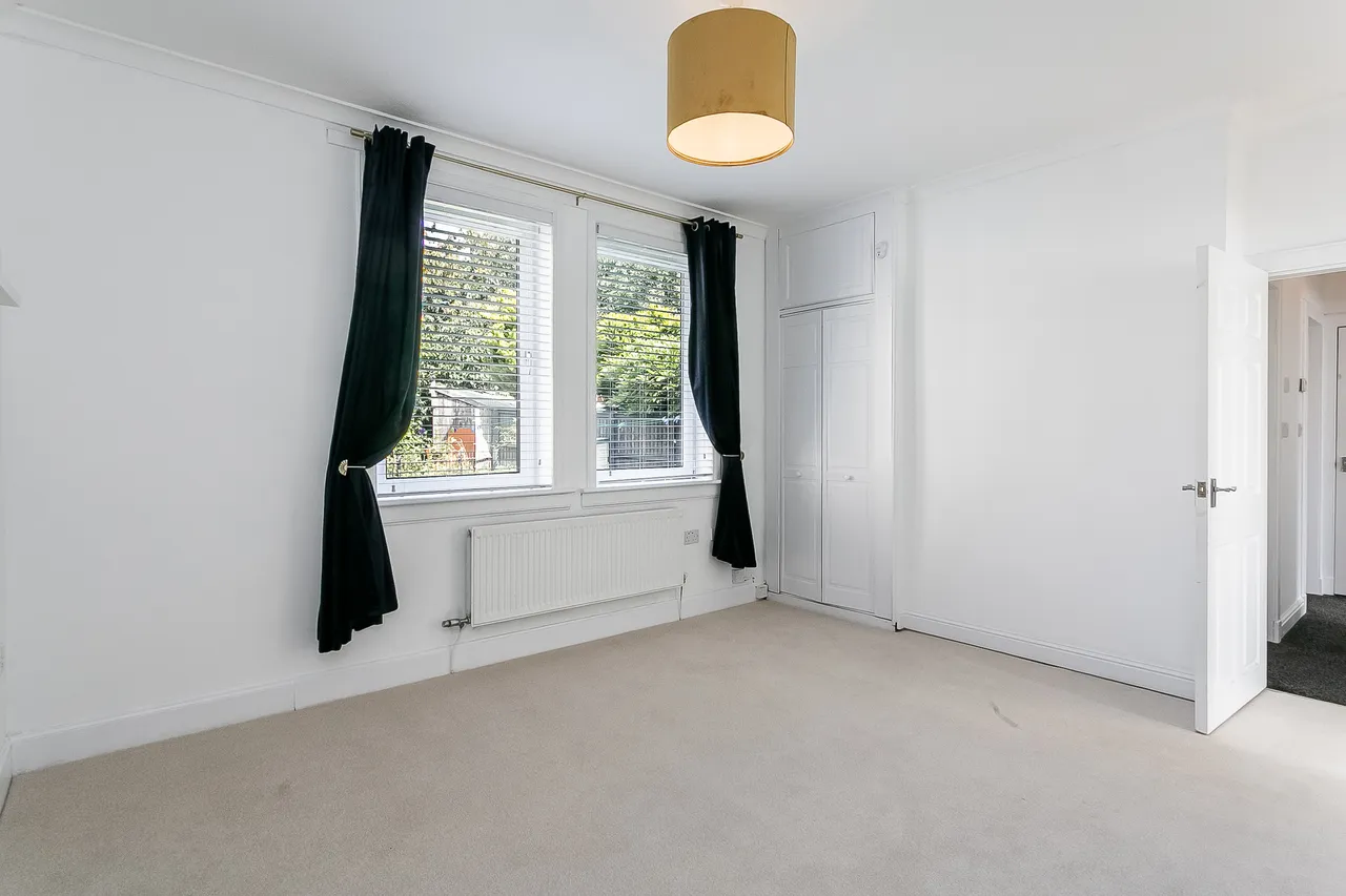 Lochend Quadrant, Edinburgh, EH7, photo 3