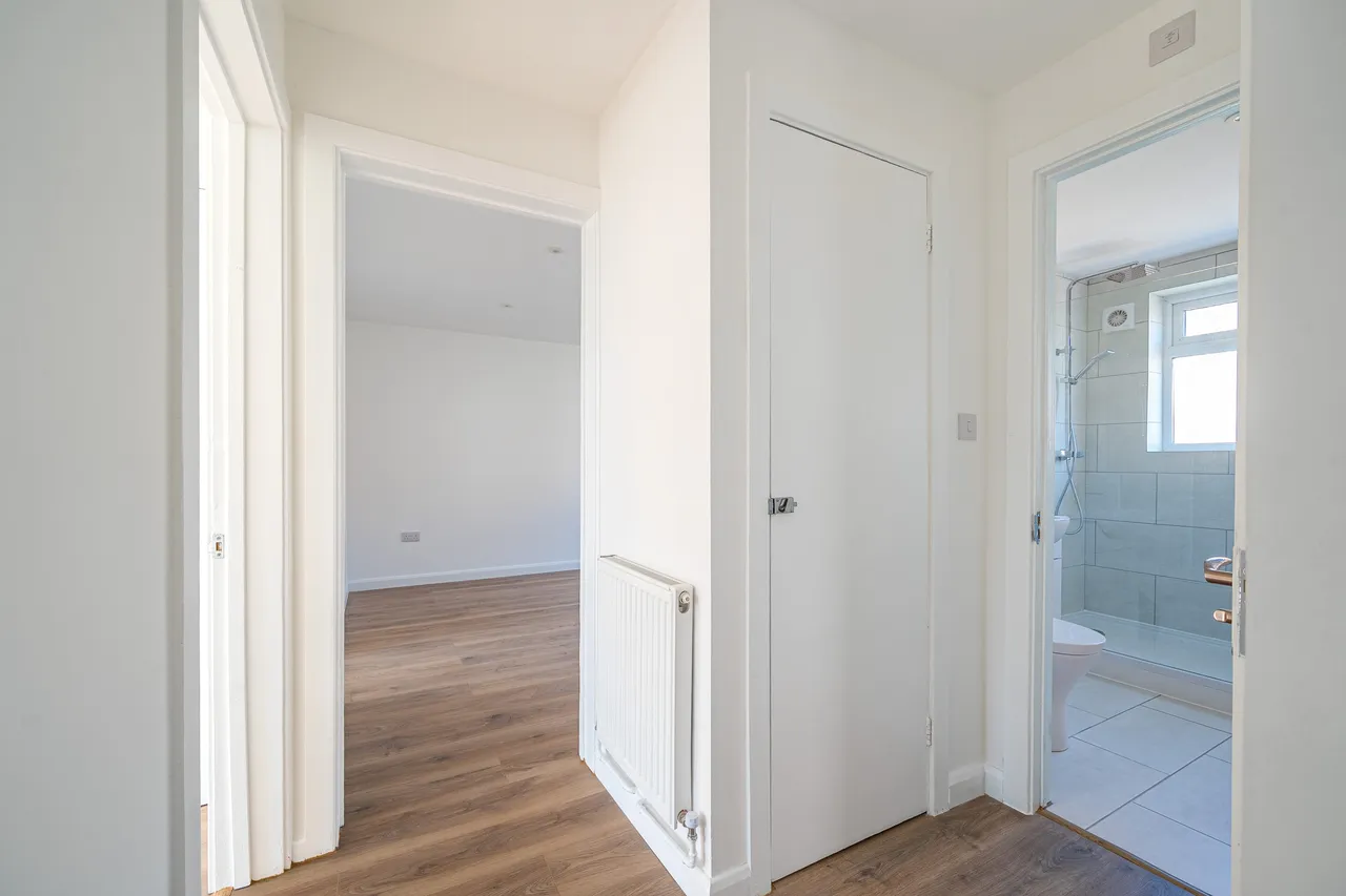 Seymour Gardens, Ruislip, HA4, photo 2