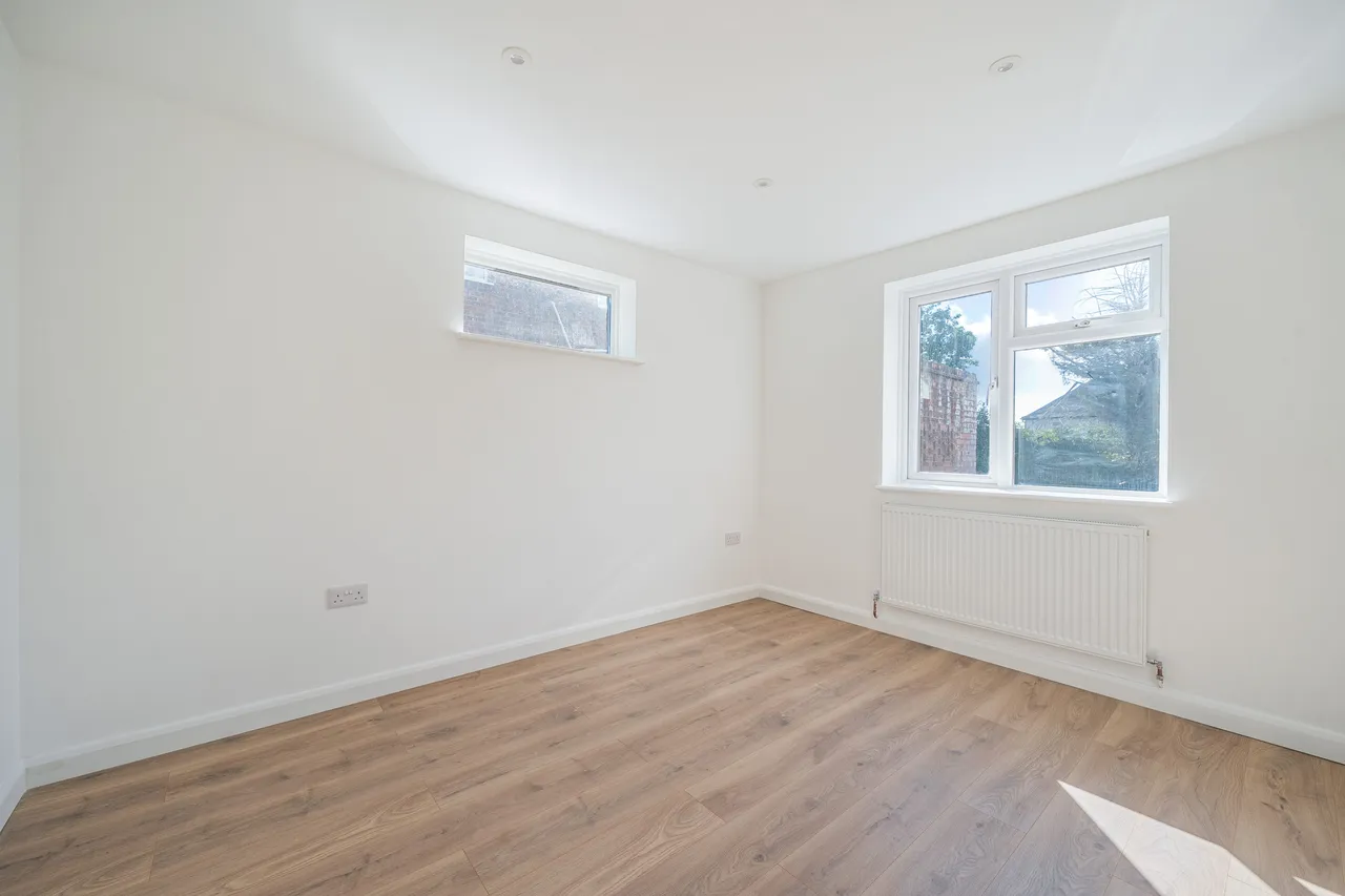 Seymour Gardens, Ruislip, HA4, photo 9