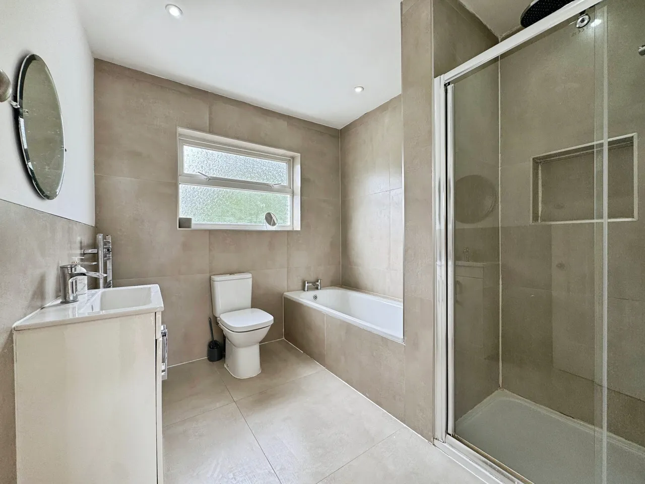 Fairfield Crescent, Edgware, HA8, photo 5