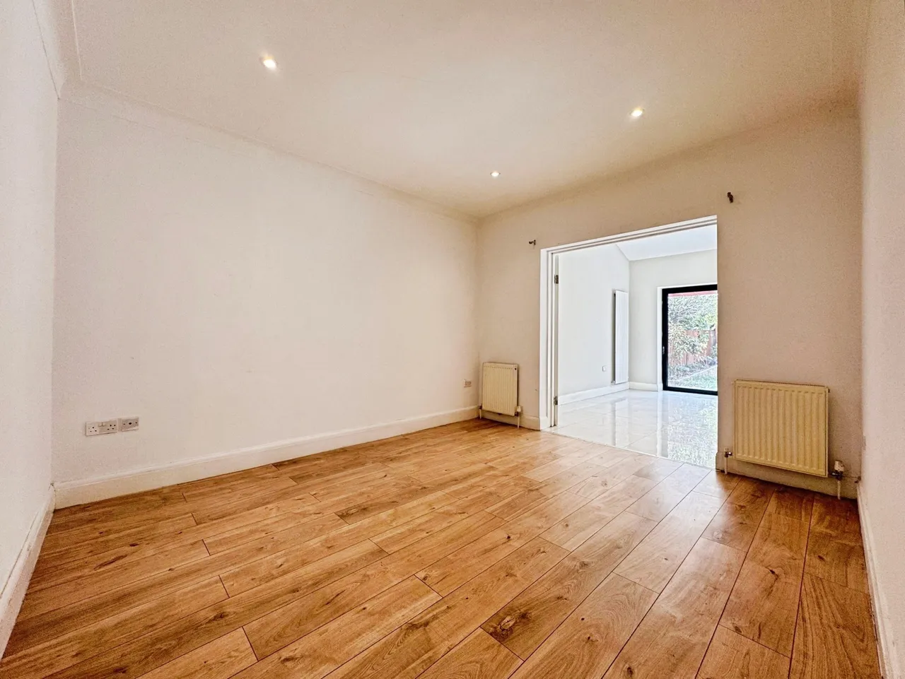 Fairfield Crescent, Edgware, HA8, photo 8