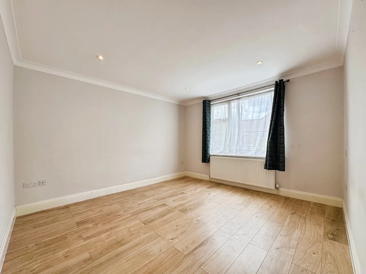Fairfield Crescent, Edgware, HA8, photo 10