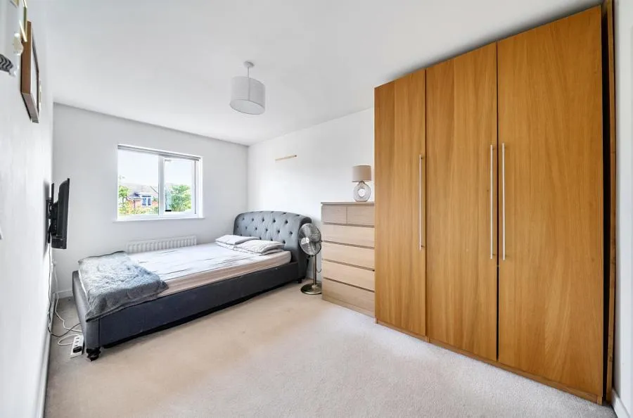 Stokers Close, Dunstable, LU5, photo 8