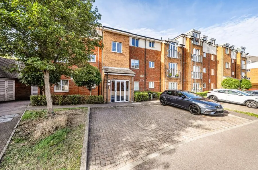 Stokers Close, Dunstable, LU5, photo 16
