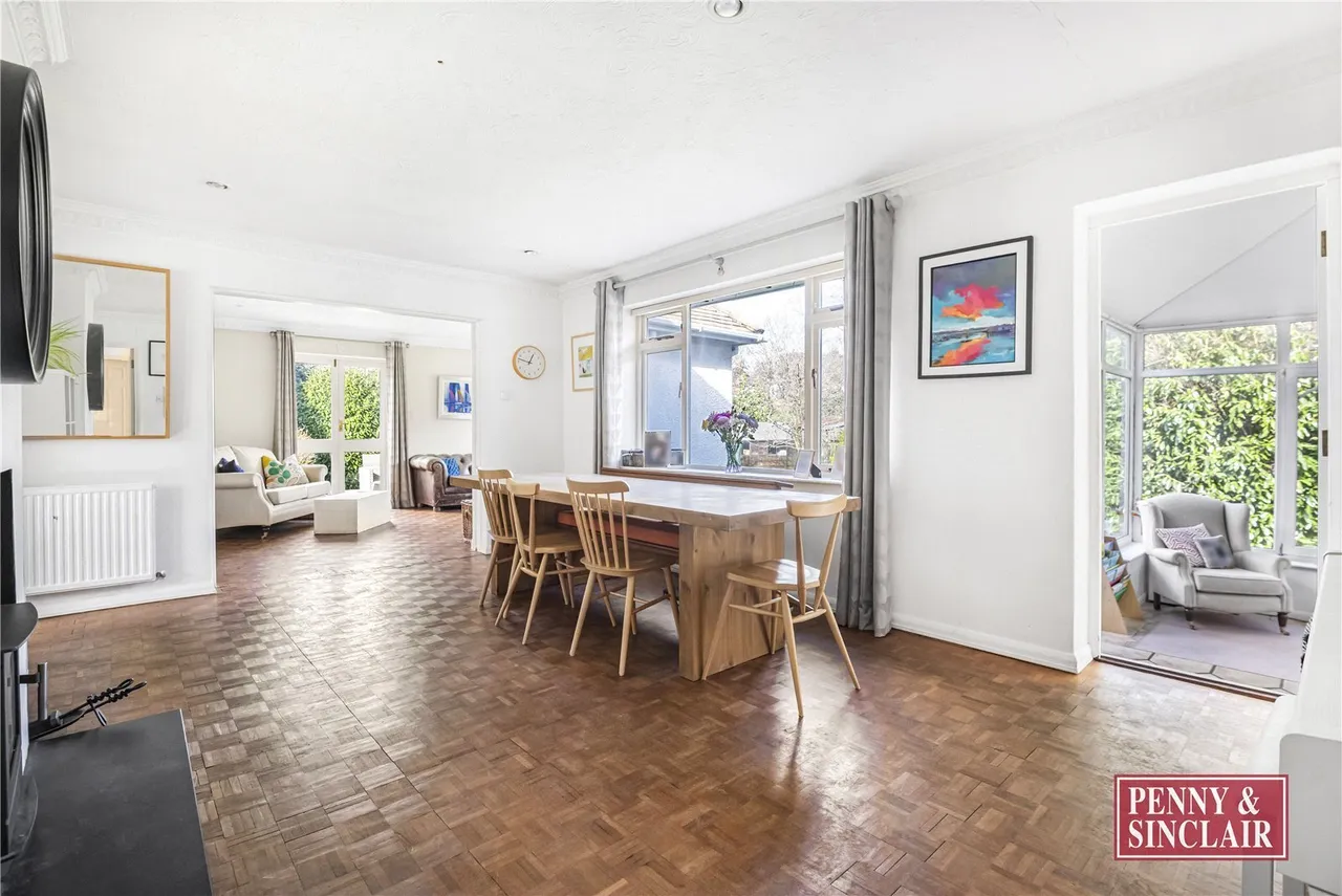 Cromwell Close, Henley-on-Thames, RG9, photo 2