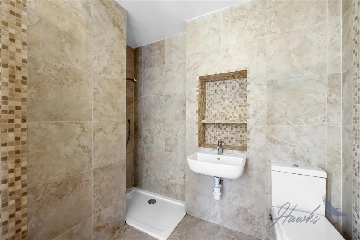 Murray Road, London, W5, photo 6