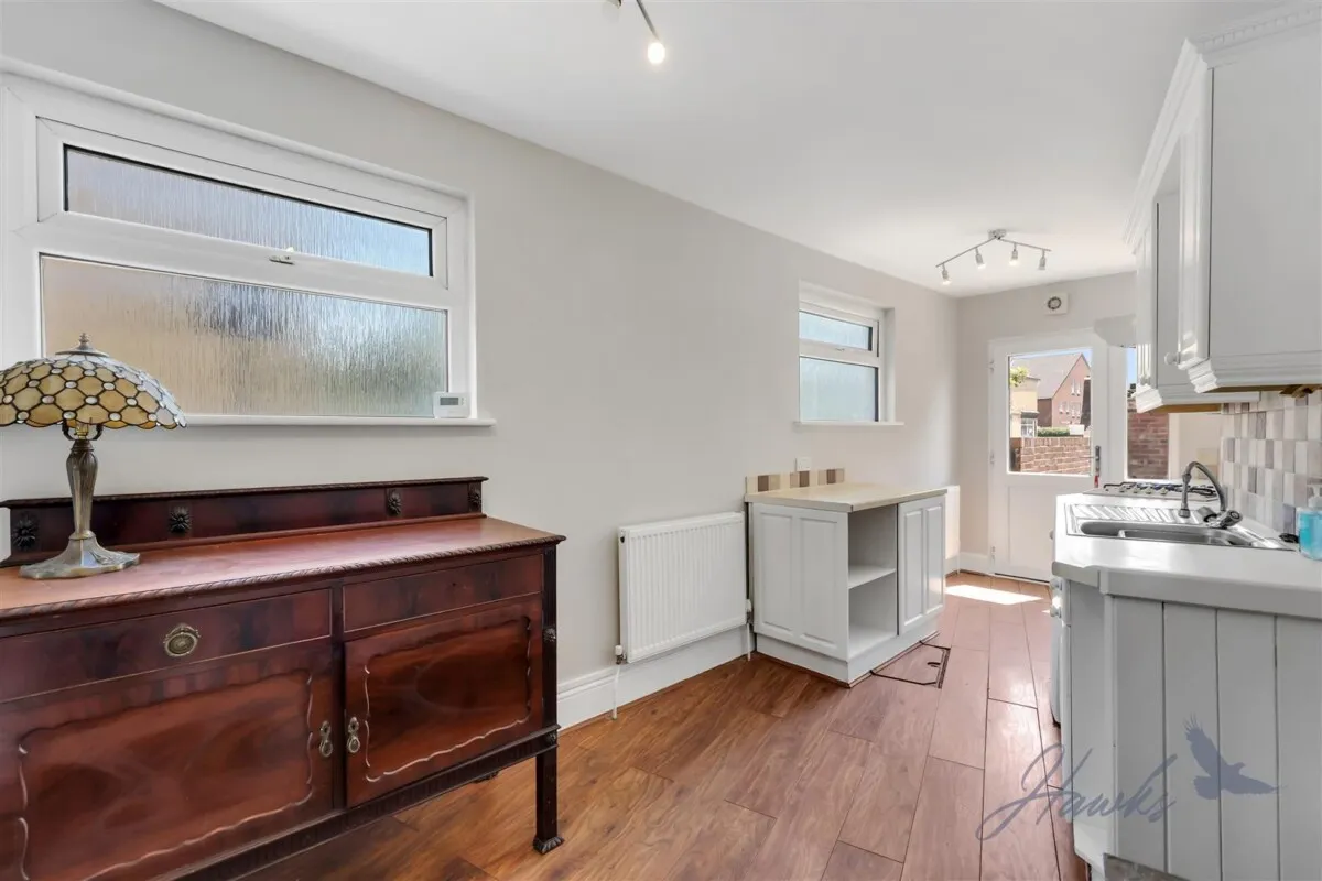 Murray Road, London, W5, photo 4