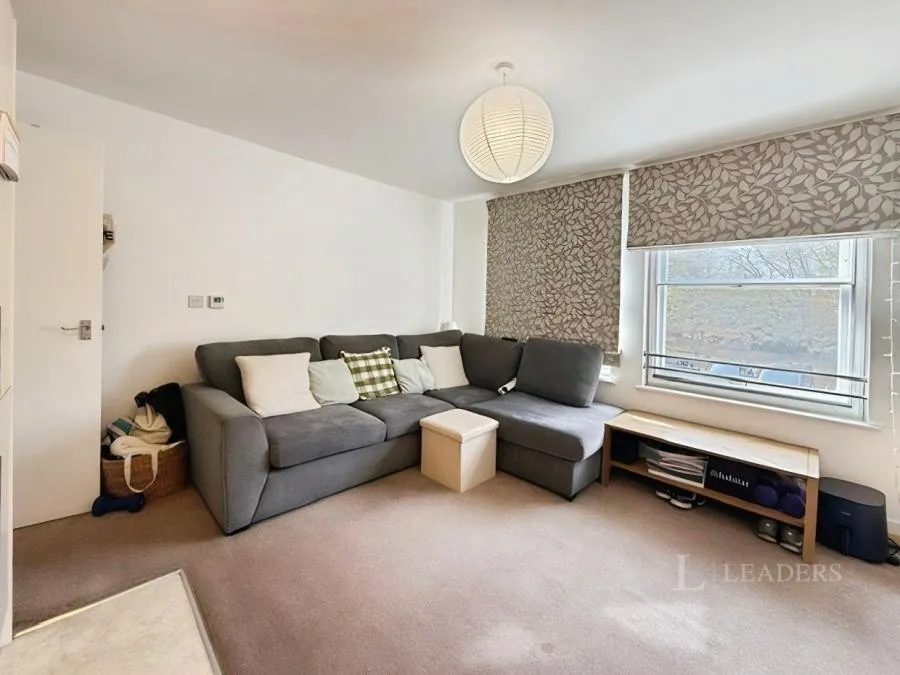 West Hill, Epsom, KT19, photo 2
