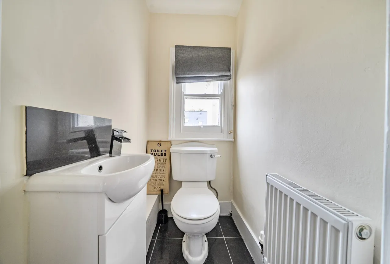Malvern Road, Cheltenham, GL50 2NT, photo 8