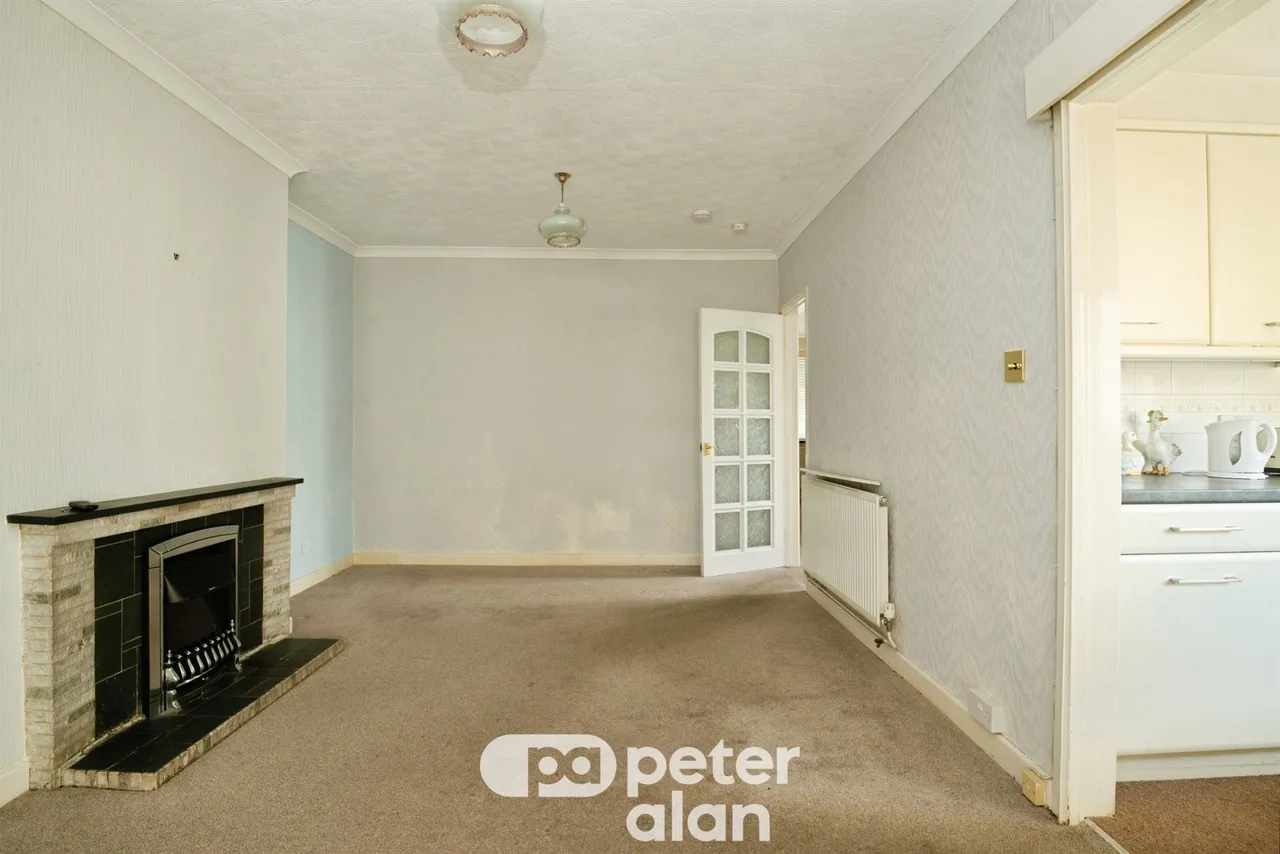 Heol Teilo Pontypool, NP4, photo 4