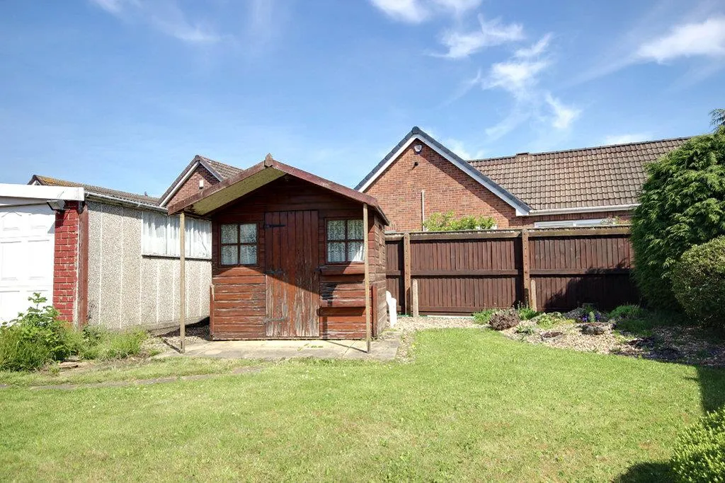 Cave Crescent, Cottingham, photo 12