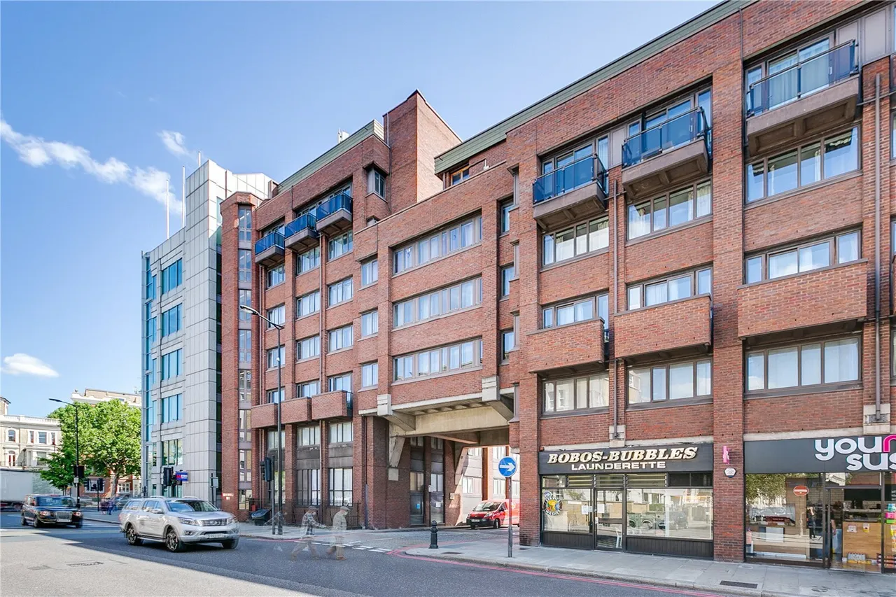Earls Court Road, Earls Court, SW5, photo 8