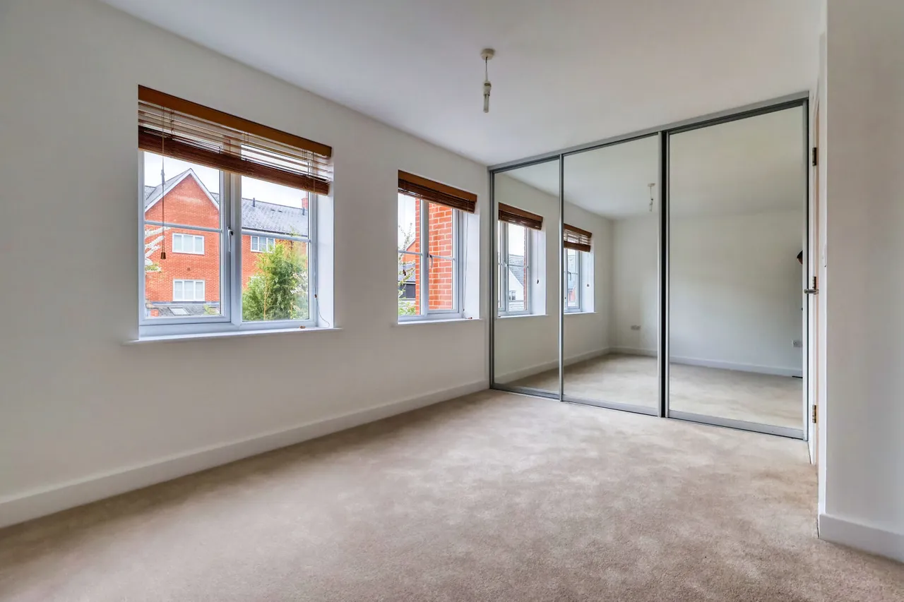 Chequers Avenue, High Wycombe, HP11, photo 12