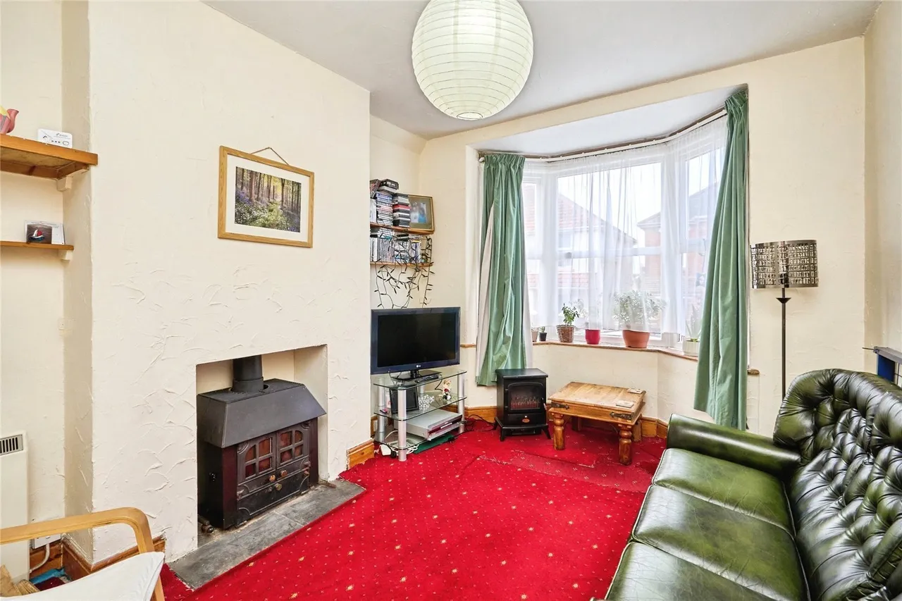 Orchard Road, East Cowes, PO32, photo 6