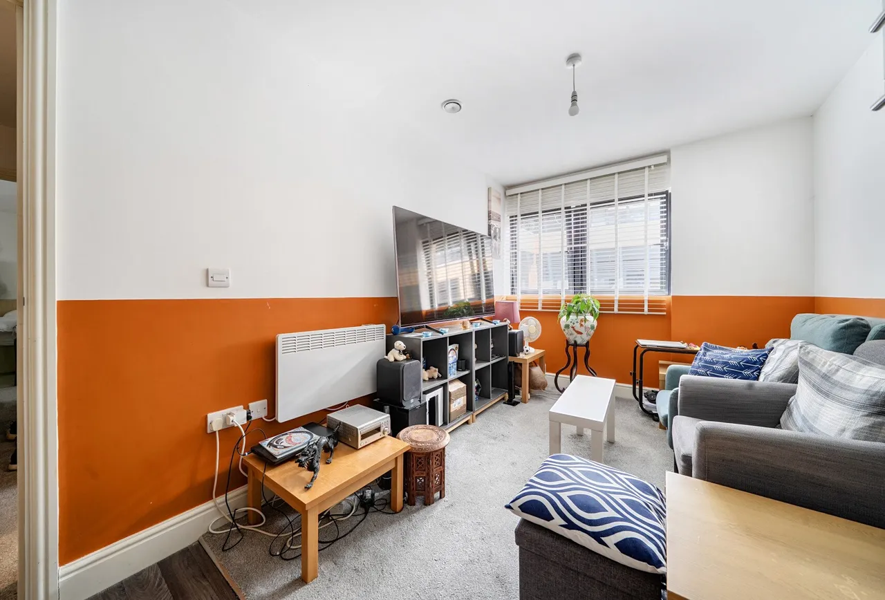 Whitchurch Lane, Bristol, BS14 0TL, photo 4