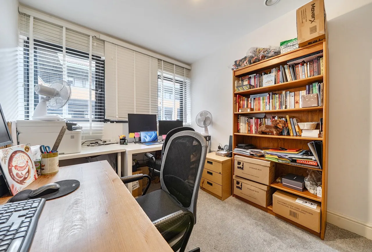 Whitchurch Lane, Bristol, BS14 0TL, photo 14