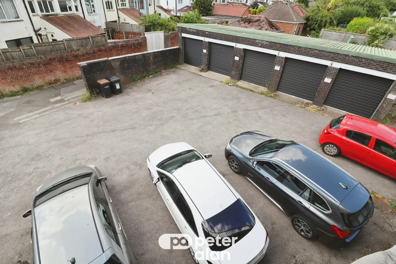 Colchester Avenue, Cardiff, CF23, photo 20