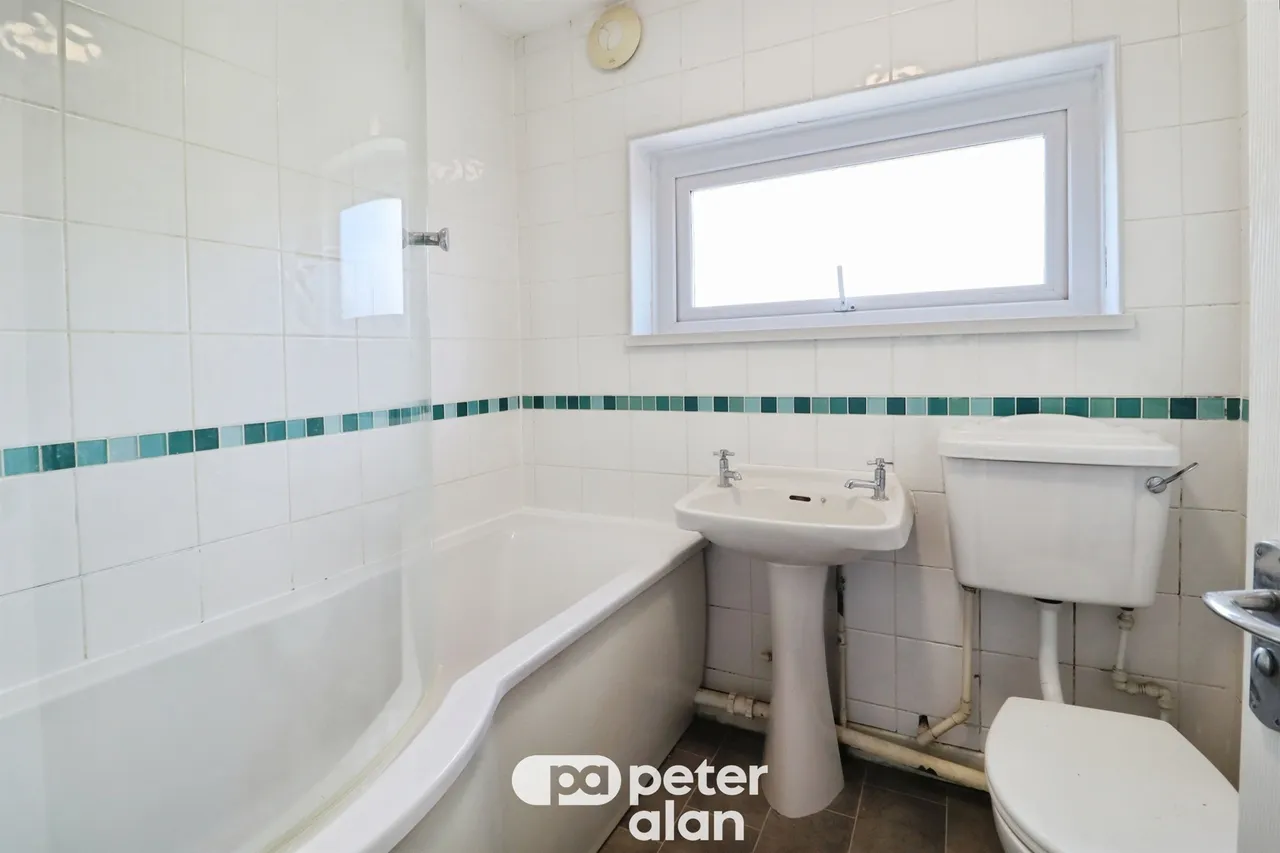 Colchester Avenue, Cardiff, CF23, photo 14