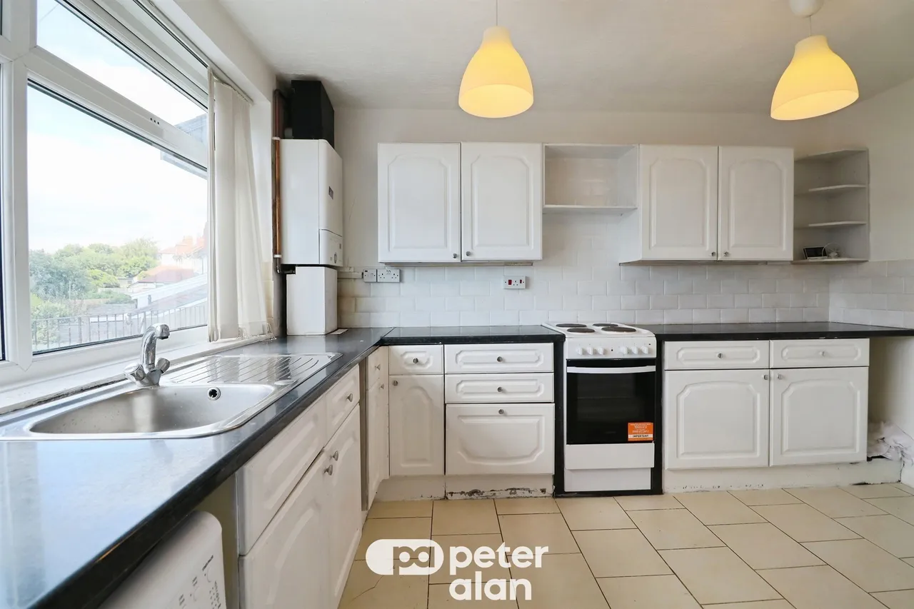 Colchester Avenue, Cardiff, CF23, photo 6