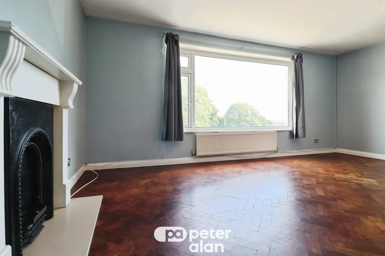 Colchester Avenue, Cardiff, CF23, photo 3
