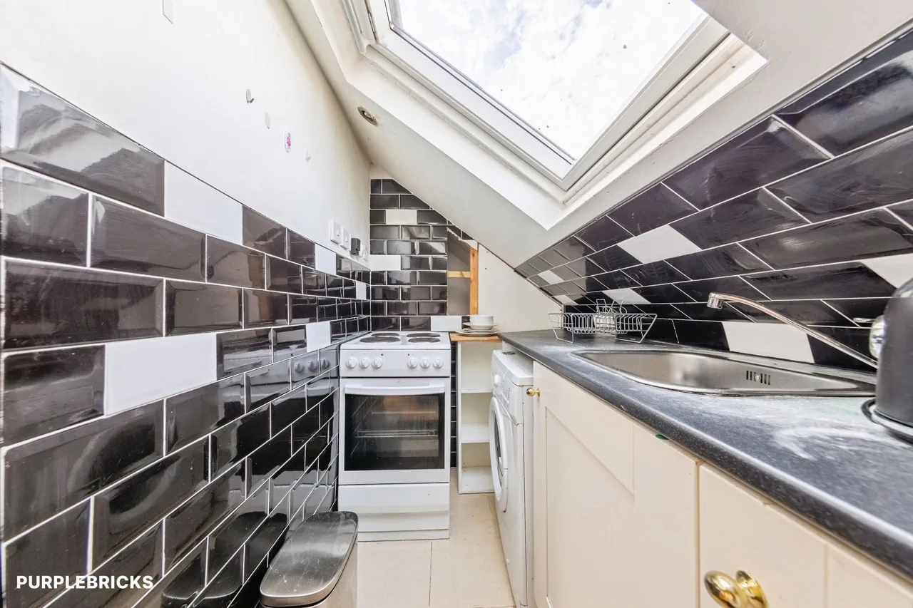 Lansdowne Road, Ilford, IG3, photo 13