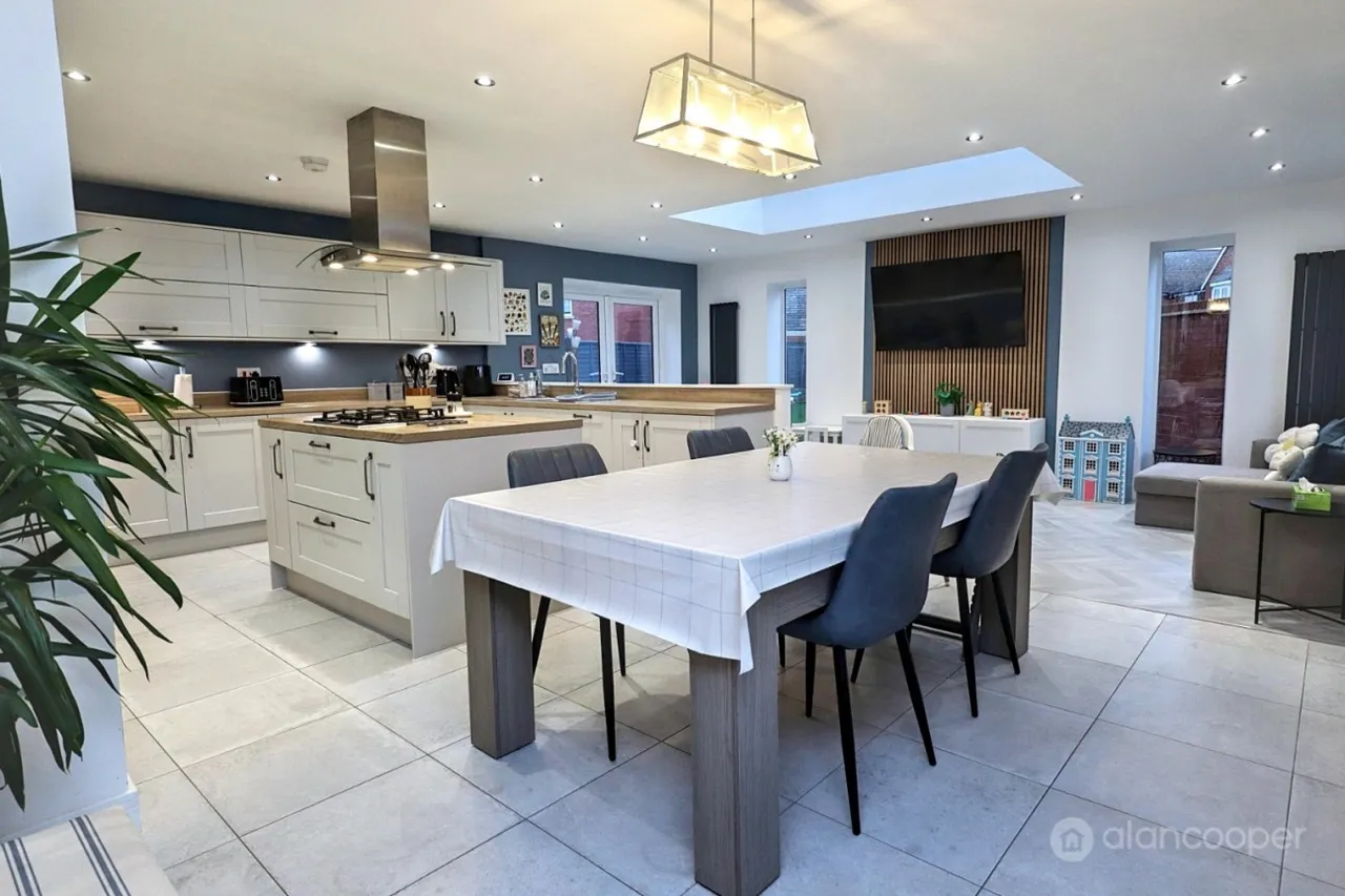 Millington Drive, Royal Park, CV11, photo 6