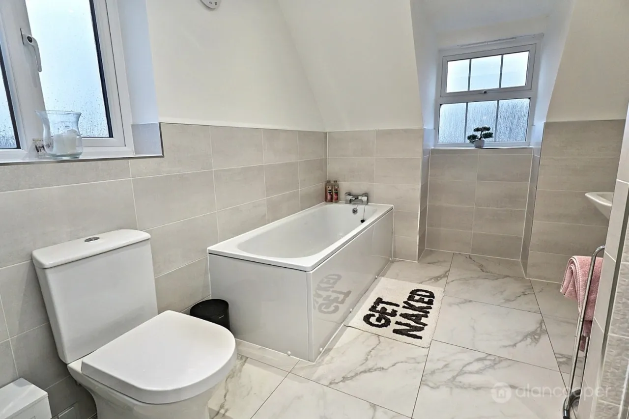 Millington Drive, Royal Park, CV11, photo 30
