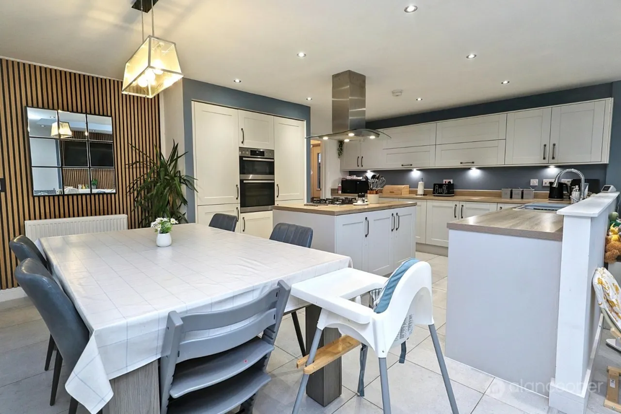 Millington Drive, Royal Park, CV11, photo 7