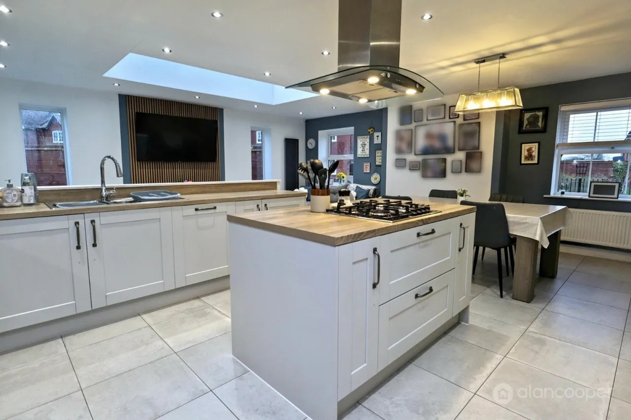 Millington Drive, Royal Park, CV11, photo 8