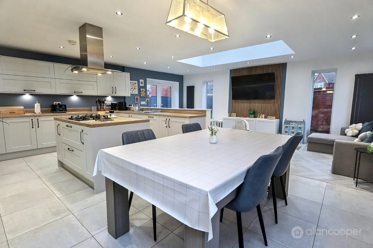 Millington Drive, Royal Park, CV11, photo 2