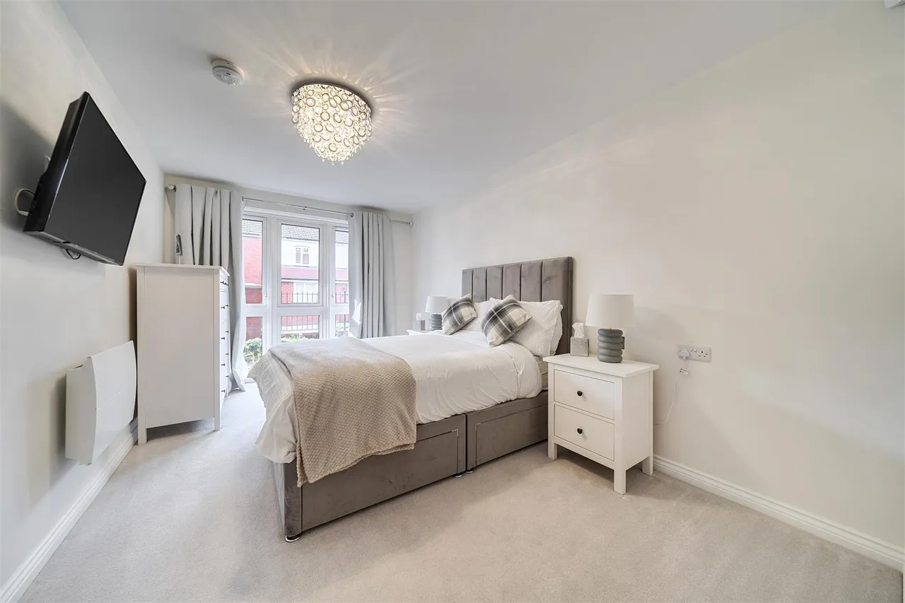 Trinity Street, Fareham, PO16, photo 5